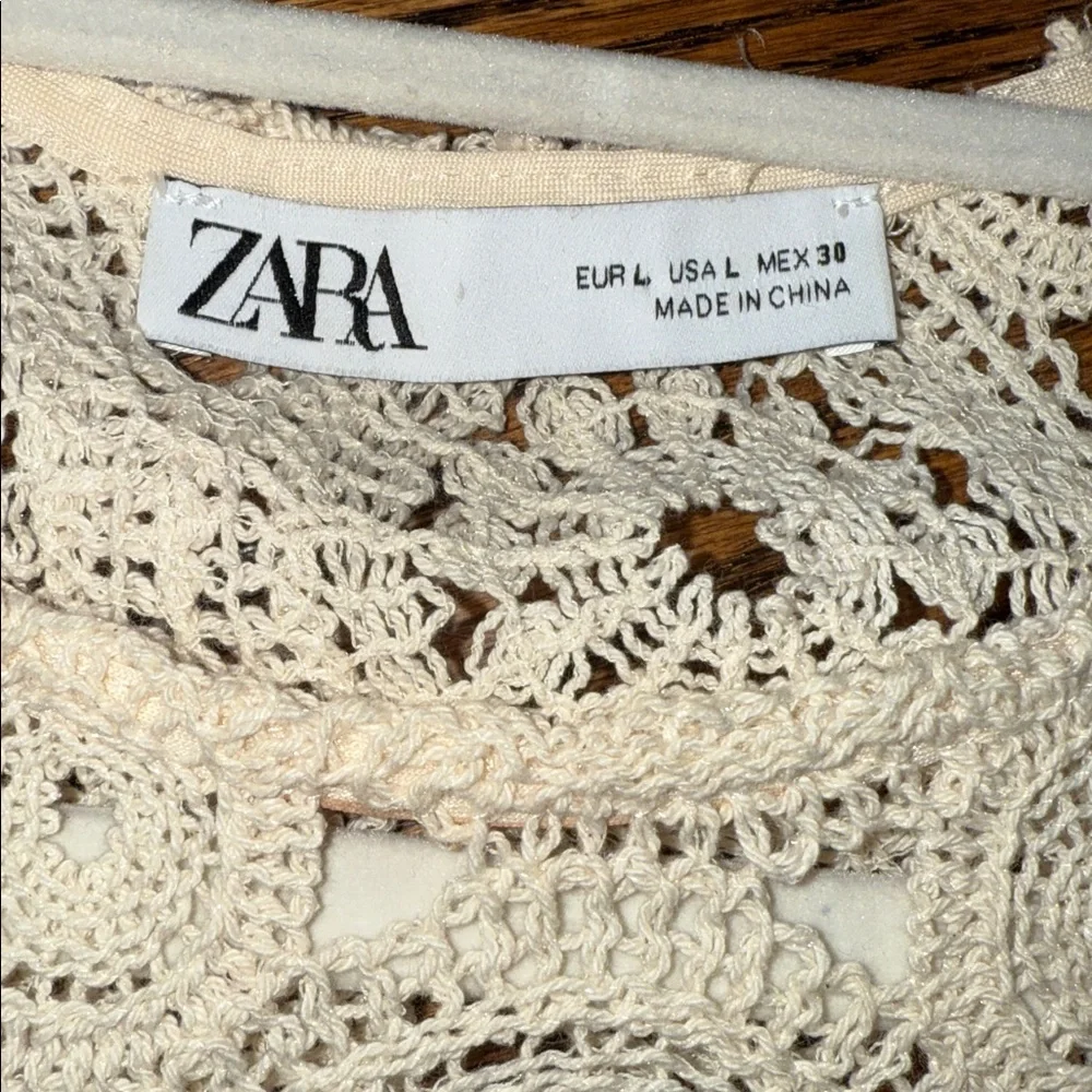 Zara Crochet Knit Puff Sleeve Scalloped Sweater‎ Blouse